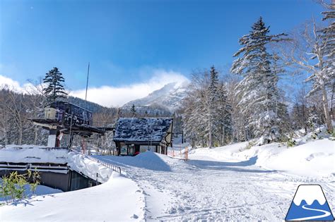 大雪山層雲峡・黒岳ロープウェイスキー場｜やっぱりここは別世界。標高1520mのパウダーフィールド！ 北海道雪山情報｢snowfreaks｣