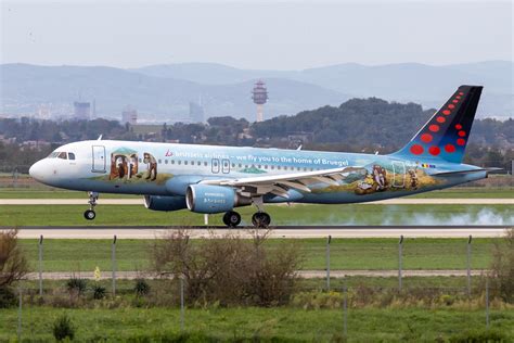 OO SNE Airbus A320 214 Brussels Airlines LFLL Lyon Flickr