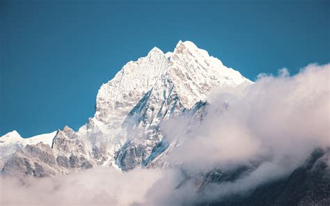 En qué estado se encuentra el Monte Everest tras terremoto mortal en