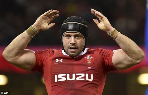 Leigh Halfpenny to appear in 100th international match for Wales ...