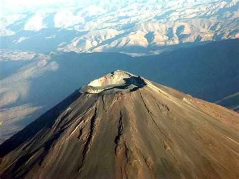 Volcan Misti Arequipa Per South America Travel Travel South Latin