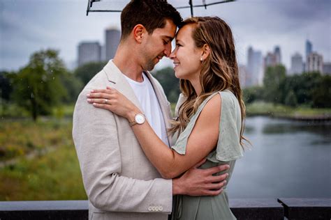 Gorgeous Rainy Day Engagement Session In The City — Chi Thee Wed