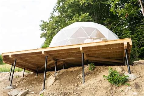 A Beginner S Guide To Geodesic Domes Modern Cabin Living