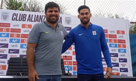 Rifle Andrade Buscar Con Alianza Lima El Tricampeonato Y Trascender