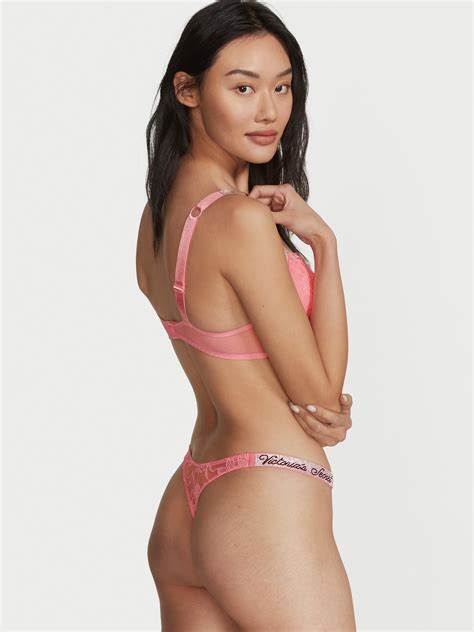 Tanga In Pizzo Con Fianchetti Di Strass Victoria S Secret Italia