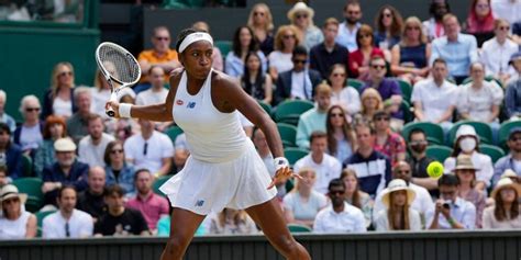 Coco Gauff reaches Wimbledon 4th round again