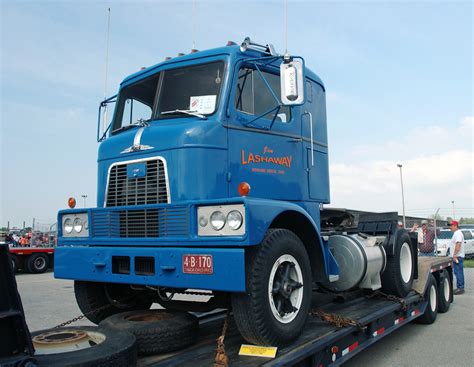 Semi Trucks Vintage Semi Trucks For Sale