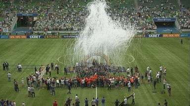 Hora 1 Palmeiras goleia o Santos e é campeão da Copinha pela primeira