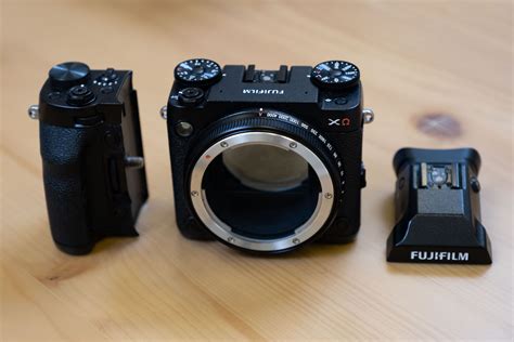 More pictures of the Fujifilm GFX XΩ modular medium format mirrorless