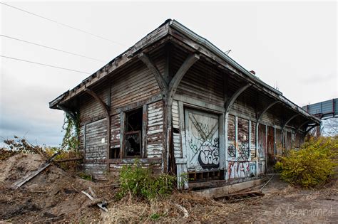 Abandoned Train Stations - Abandoned - Abandoned Building Photography