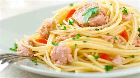 Spaghetti Al Tonno E Pachino Niente Di Pi Semplice Da Preparare