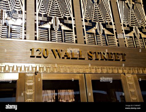 Art deco office building hi-res stock photography and images - Alamy