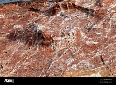 Red Sandstone Rocks With Quartz Veining Stock Photo Alamy