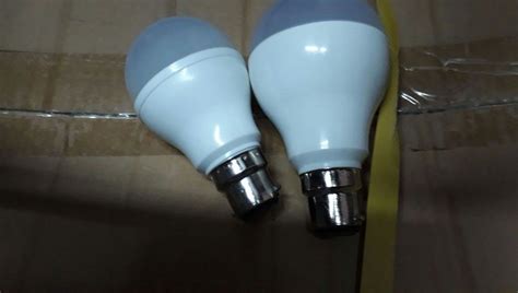 Cool Daylight B22 12W Aluminium LED Bulb 6500K At 45 Piece In New