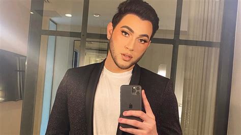 How Manny Mua Got So Popular On Youtube