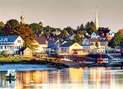 10 Charming Small Towns in New Hampshire - PureWow