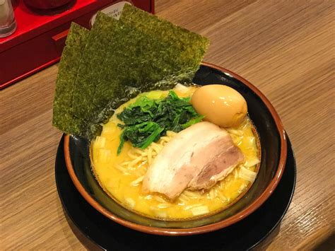 5月ラーメントッピング第一位は？ 横浜家系ラーメン ぎん家 名古屋駅西口店