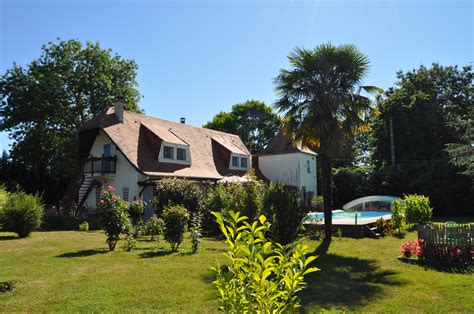 Vente Superbe Propriete Composee D Une Grande Maison D Habitation Un