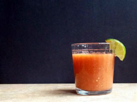 Spicy Tomato Cucumber Smoothie