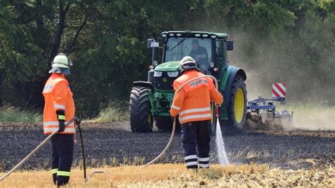 Böschungsbrand nahe Schöppenstedt dehnt sich aus zu Waldbrand