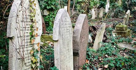 highgate cemetery london england