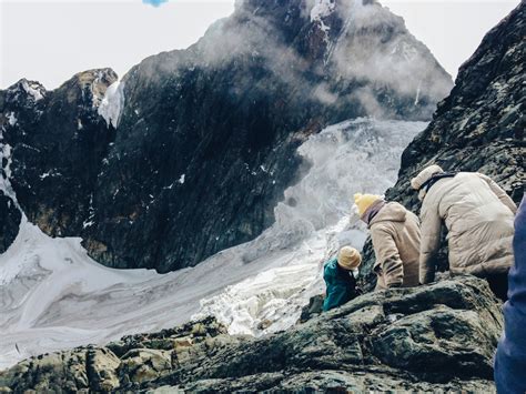 9 Days Rwenzori Trekking Tour, Uganda Mountaineering | Primate Safaris