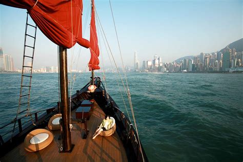 Aqua Luna Chinese Junk Hong Kong A Blog Voyage