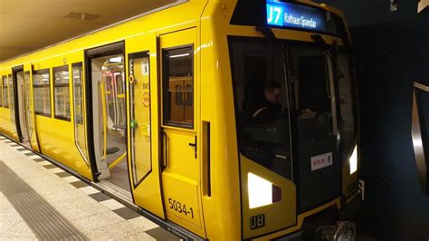 U Bahn Berlin Mitfahrt Im H01 Auf Der U7 Von Rudow Bis Rathaus Spandau