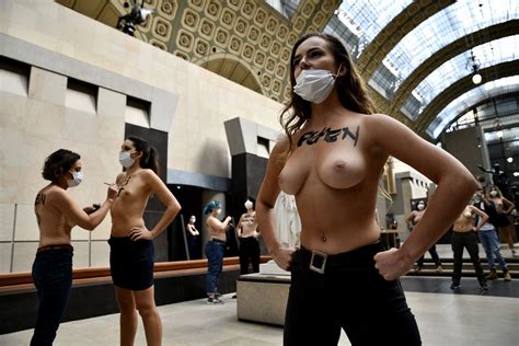 Naked Women Participate In The Campaign At The Musee DOrsay 14 Photos