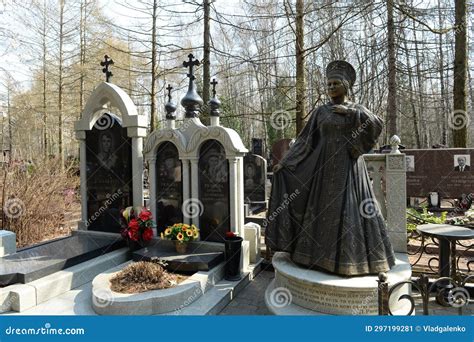 The Grave Of The Famous Soviet And Russian Singer Lyudmila Ryumina At