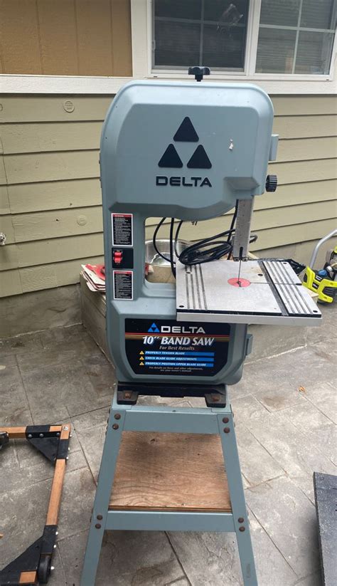 Delta Band Saw 10” With Accessories And Shop Master For Sale In Auburn