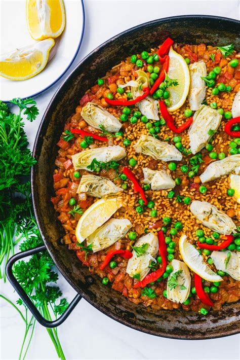 Easy Vegetarian Paella – A Couple Cooks