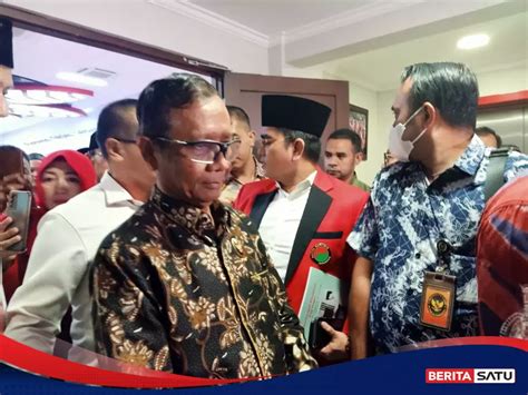 Heboh Transaksi Rp Triliun Jokowi Perintahkan Mahfud Md Hadir Ke Dpr