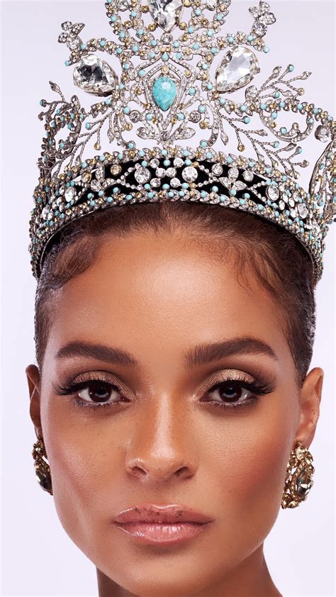 sienna evans miss bahamas net worth