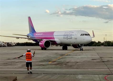 Wizz Air Introduce Rute Noi Din Bucure Ti I Cluj Napoca Care Sunt