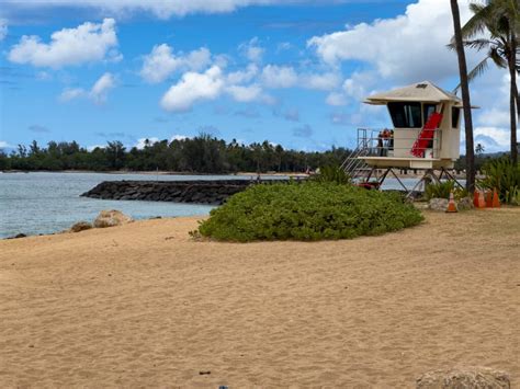 Exploring the Beauty of Haleʻiwa Beach Park – Go Oahu