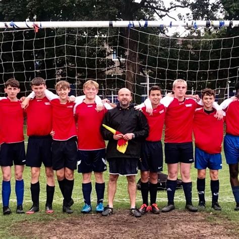 Chilwell School Year Eleven Football Chilwell School 7 Nottingham