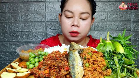 Oseng Daging Sapi Mercon Oncom Lenca Ikan Asin Smabal Terasi Tumis