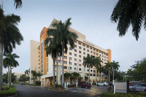 Renaissance Fort Lauderdale-Plantation Hotel - 1230 South Pine Island Rd., Plantation, FL | n49.com