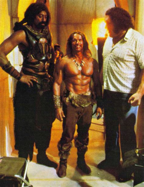 Arnold Schwarzenegger In Between Andre The Giant And Wilt Chamberlain