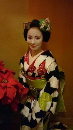 Geishas Ideas Geisha Japanese Culture Japanese Geisha