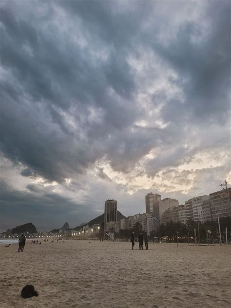 Rio de janeiro | New york skyline, Skyline, Rio