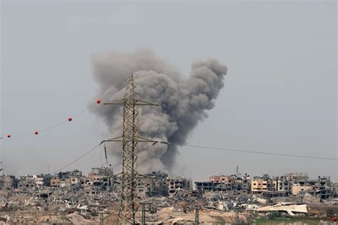 Israel ataca o Irão durante a madrugada. EUA terão sido alertados antes ...