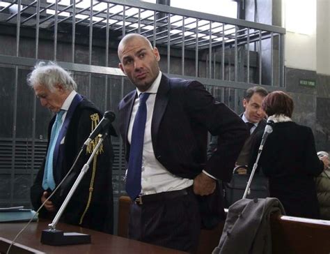 Riccardo Figlio Maggiore Di Umberto Bossi Processo Per Maltrattamenti