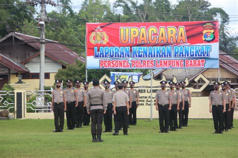 Kapolres Lambar Pimpin Upacara Kenaikan Pangkat Personil Lampung Kham