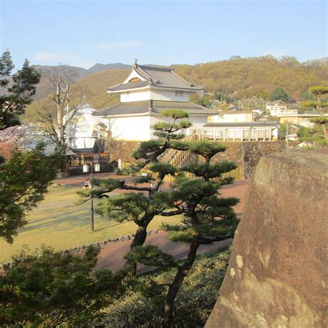 甲府城舞鶴城公園の写真（舞鶴城公園甲府城跡武田氏滅亡後、豊臣秀吉の命により築） ｜ トリップノート