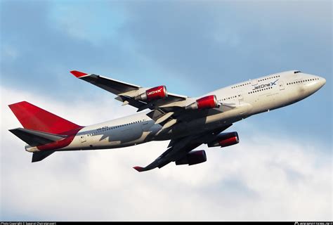 VQ BZV JetOneX Boeing 747 41R Photo By Suparat Chairatprasert ID