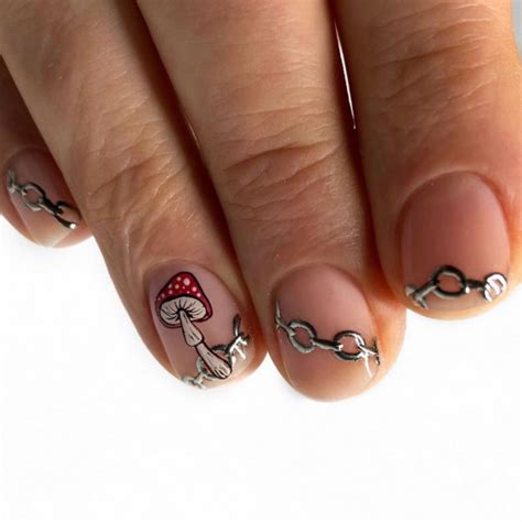 30 Mushroom Nail Designs — Mushroom Chains