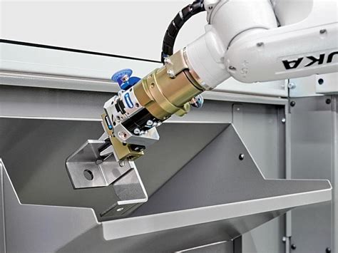 bystronic mobile bending robot robots machine hub