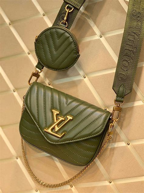 Lv New Wave Multi Pochette Greyhound Semashow